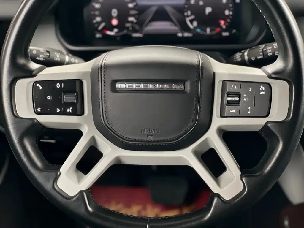 Land Rover Defender 2023 facelift 110 3.0T P400 X-DYNAMIC HSE купить на сайте DeffCars