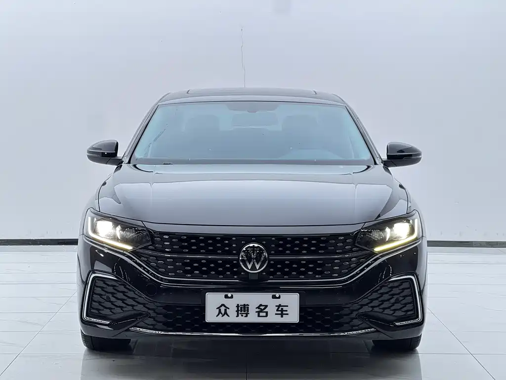Passat 2023 facelift 330TSI Star Elite Edition купить на сайте DeffCars