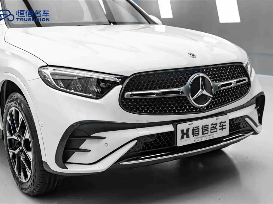 Mercedes-Benz GLC 2024 GLC 260 L 4MATIC luxury model 5 seats купить на сайте DeffCars