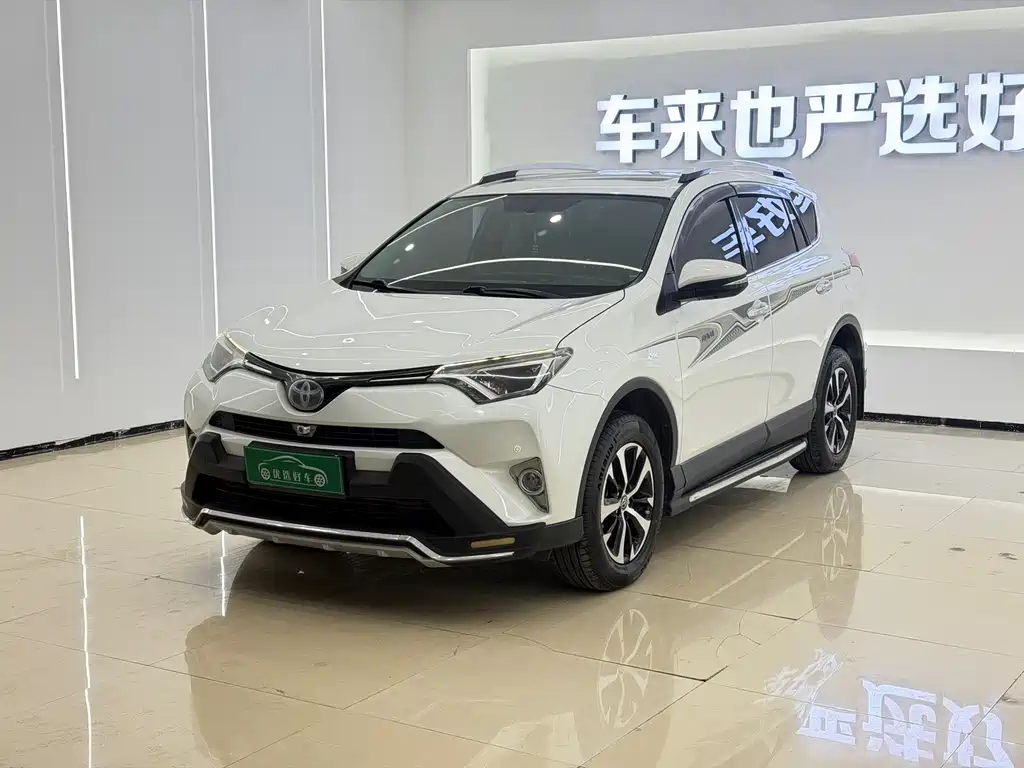 RAV4 Rongfang 2018 2.0L CVT two-wheel drive fashion X version купить на сайте DeffCars