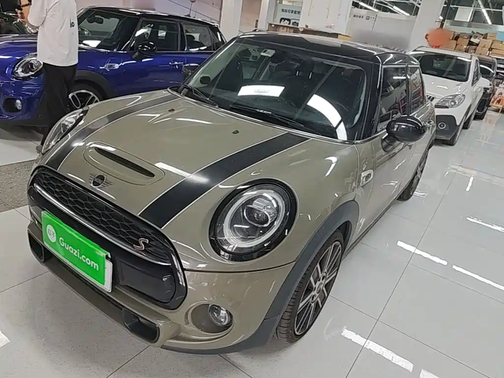 MINI 2019 2.0T COOPER S Artist Five-door Edition купить на сайте DeffCars