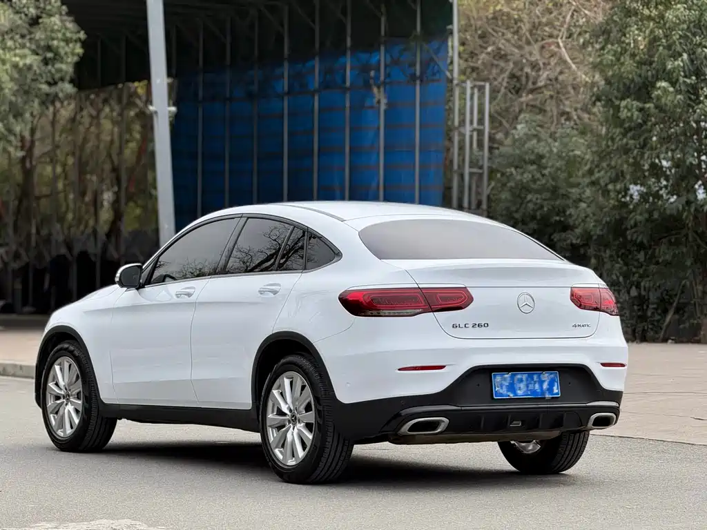 Mercedes-Benz GLC Coupe 2020 GLC 260 4MATIC Coupe SUV купить на сайте DeffCars