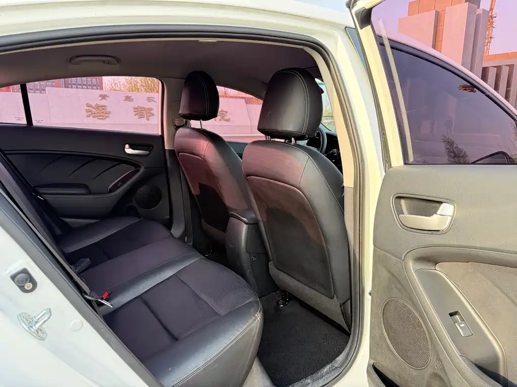 Kia K3 2016 1.6L automatic GL купить на сайте DeffCars