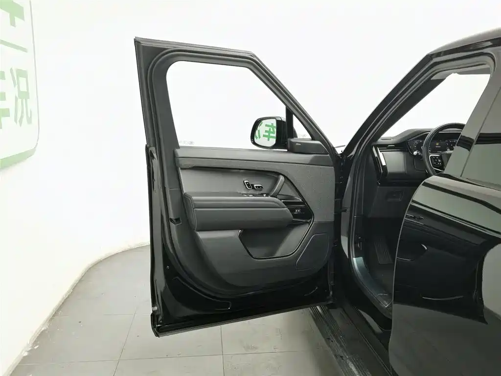 Range Rover Sport 2023 360PS S купить на сайте DeffCars