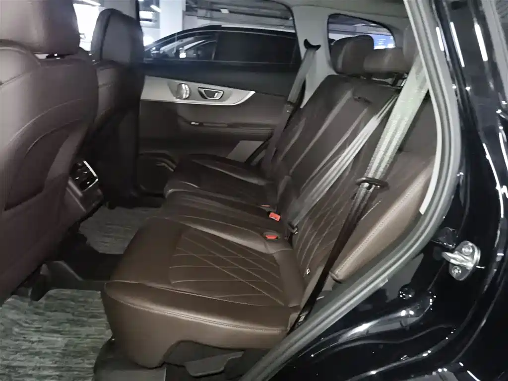 Tiggo 8 PRO 2024 Champion Edition 390T 2WD Peak Edition 5 seats купить на сайте DeffCars