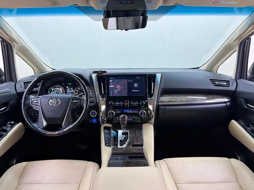 Wilfa 2021 Crown Dual Engine 2.5L HV Premium Edition купить на сайте DeffCars