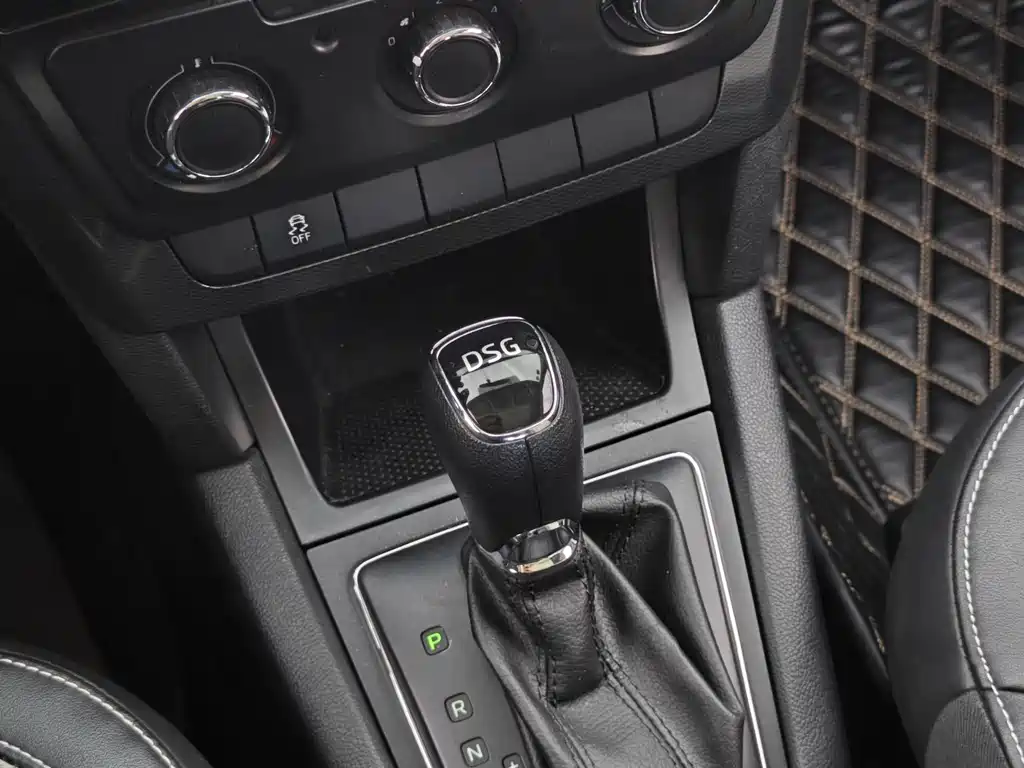 Yeti 2017 TSI280 DSG forward version купить на сайте DeffCars