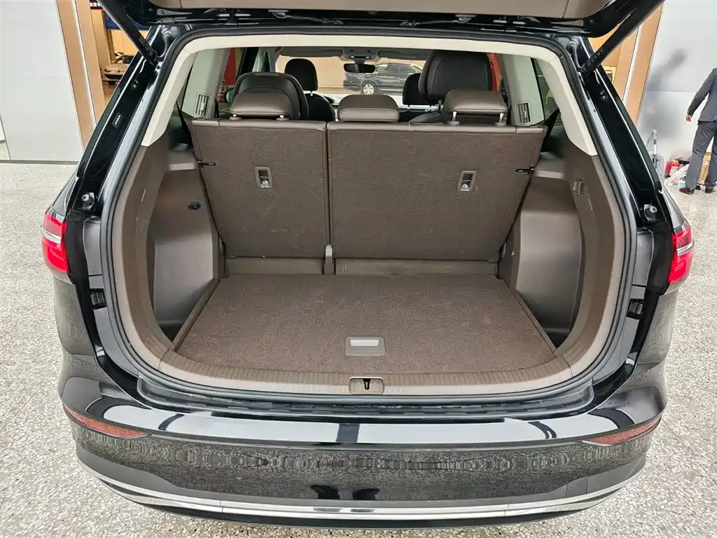 Weiran 2024 380TSI Premium Edition купить на сайте DeffCars