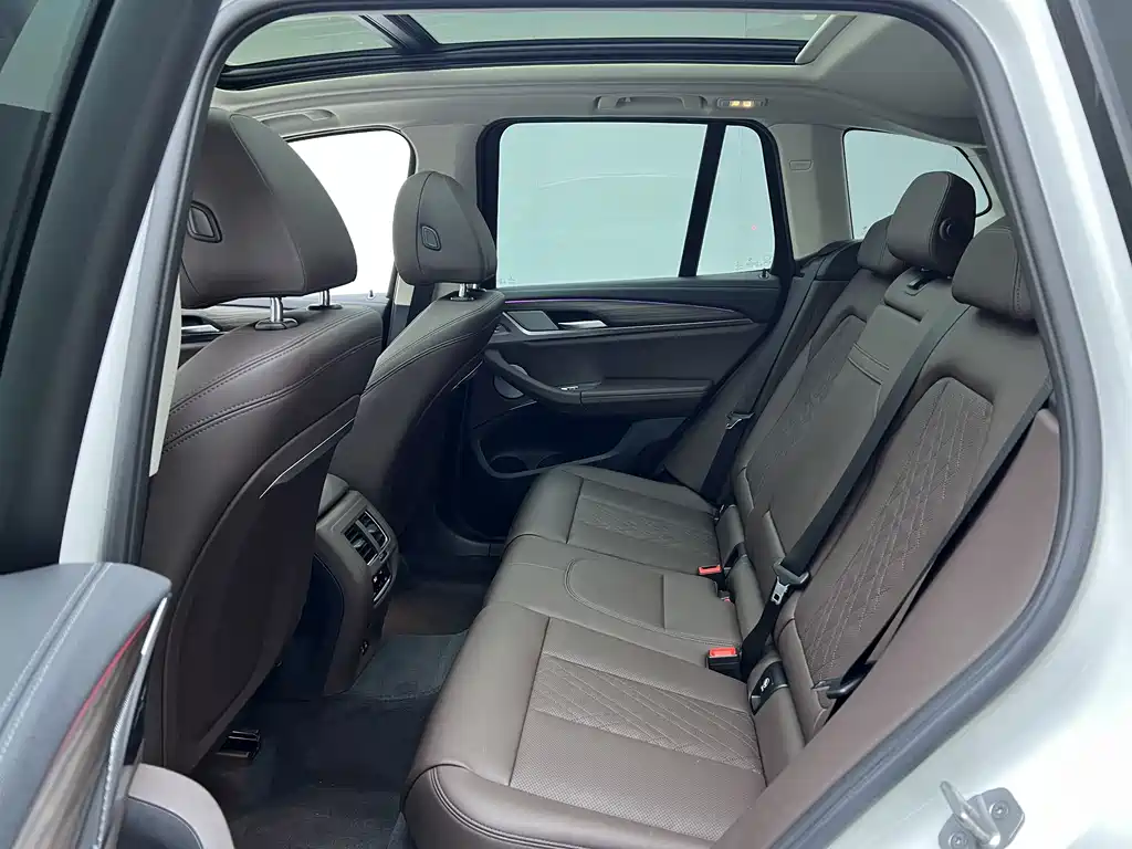 BMW X3 2022 Facelift xDrive30i Leading M Night Package купить на сайте DeffCars