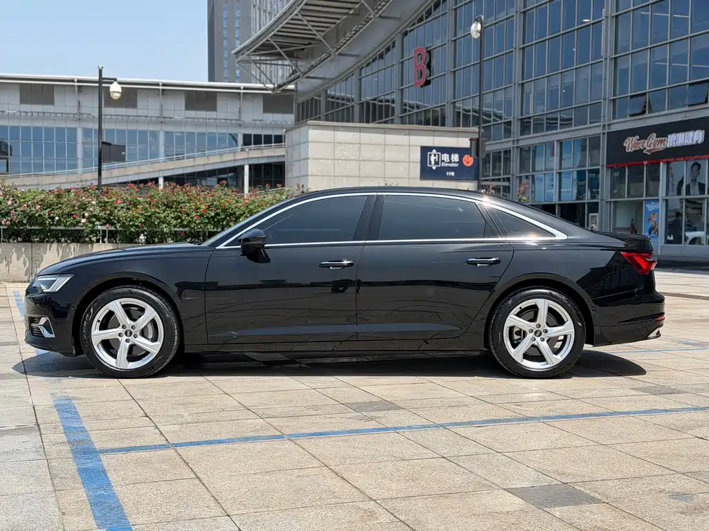 Audi A6L 2024 45 TFSI quattro premium model купить на сайте DeffCars