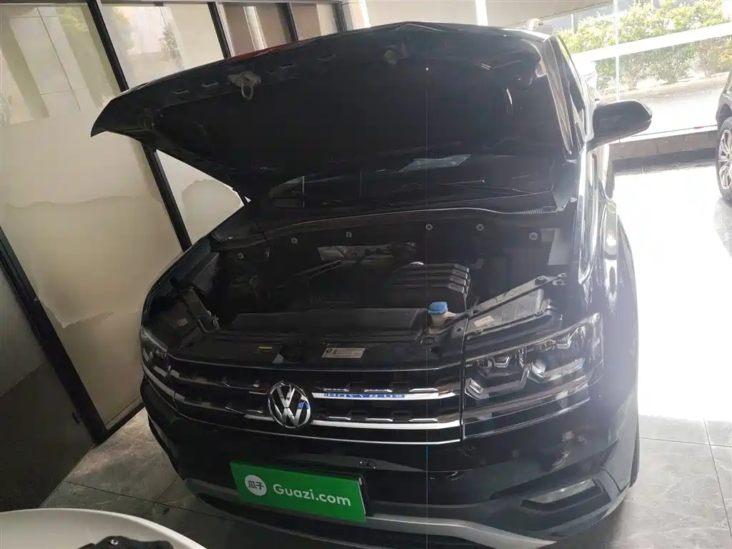 Touron 2020 380TSI four-wheel drive comfort version National VI купить на сайте DeffCars