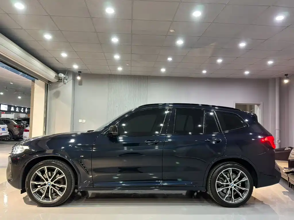 BMW X3 2023 Facelift xDrive30i Leading M Night Package купить на сайте DeffCars