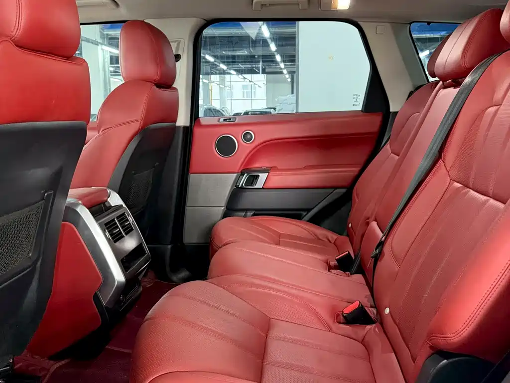 Range Rover Sport 2016 2.0 GTDi HSE купить на сайте DeffCars