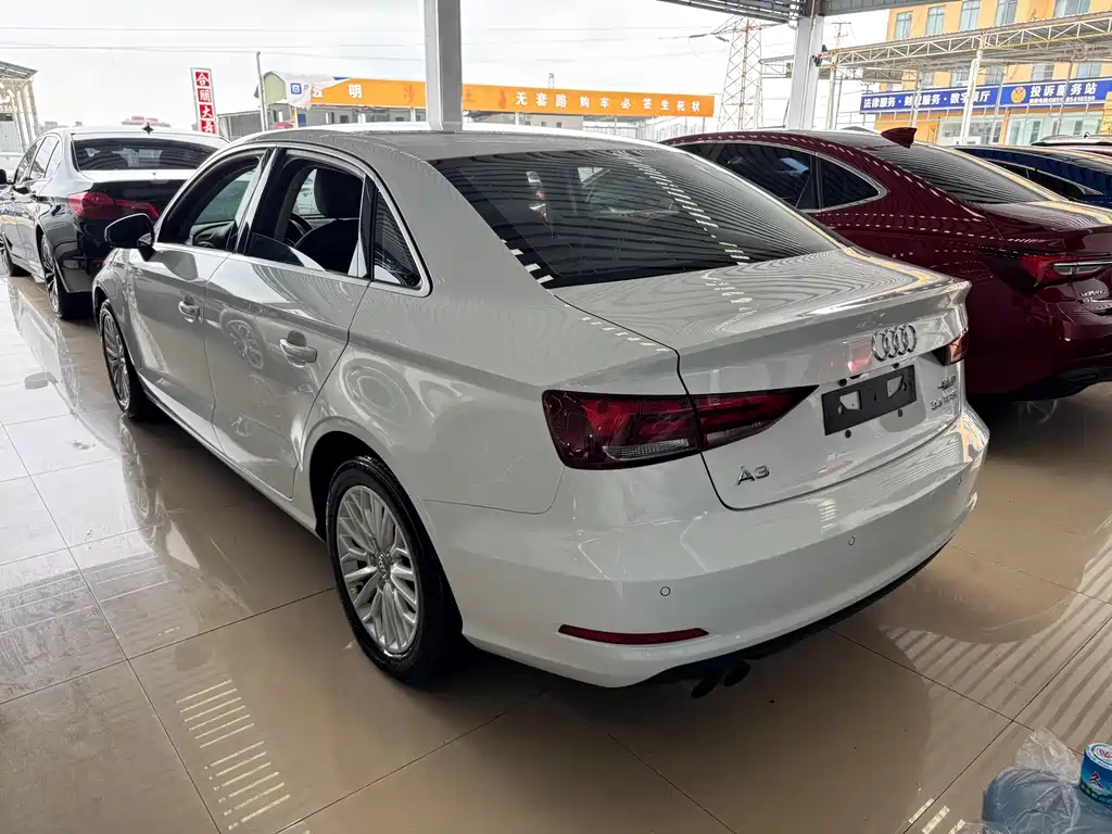 Audi A3 2016 Limousine 35 TFSI Enterprising купить на сайте DeffCars
