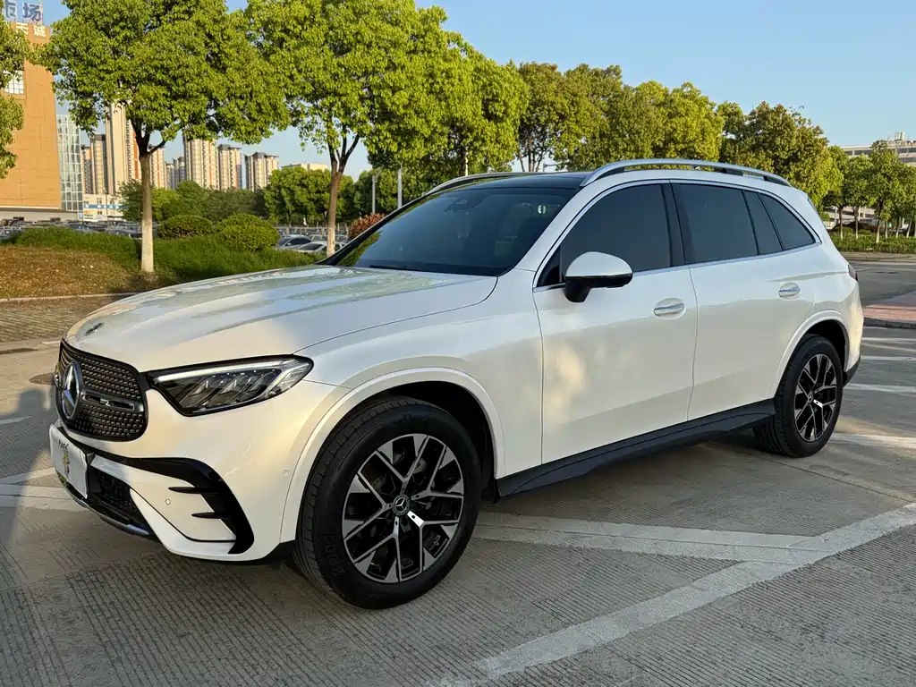 Mercedes-Benz GLC 2023 GLC 260 L 4MATIC luxury model 5 seats купить на сайте DeffCars
