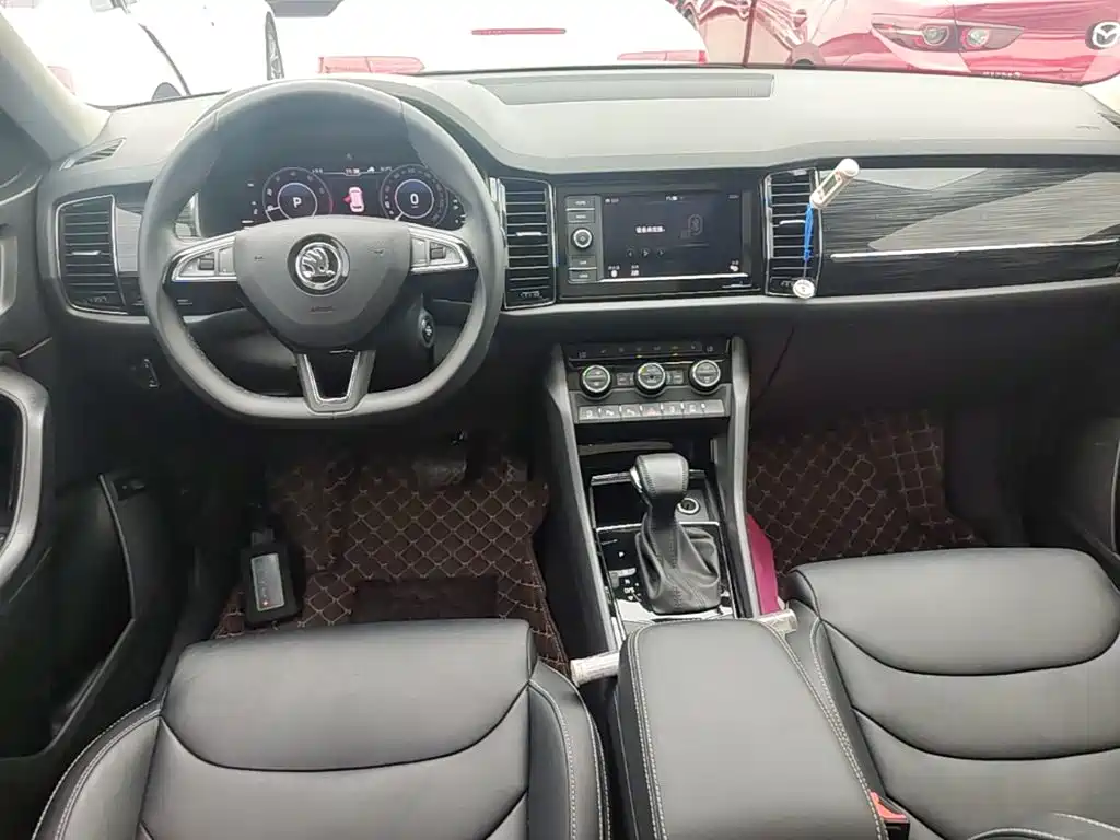 Kodiak 2019 facelift TSI330 7-seat two-wheel drive luxury premium version, National VI купить на сайте DeffCars
