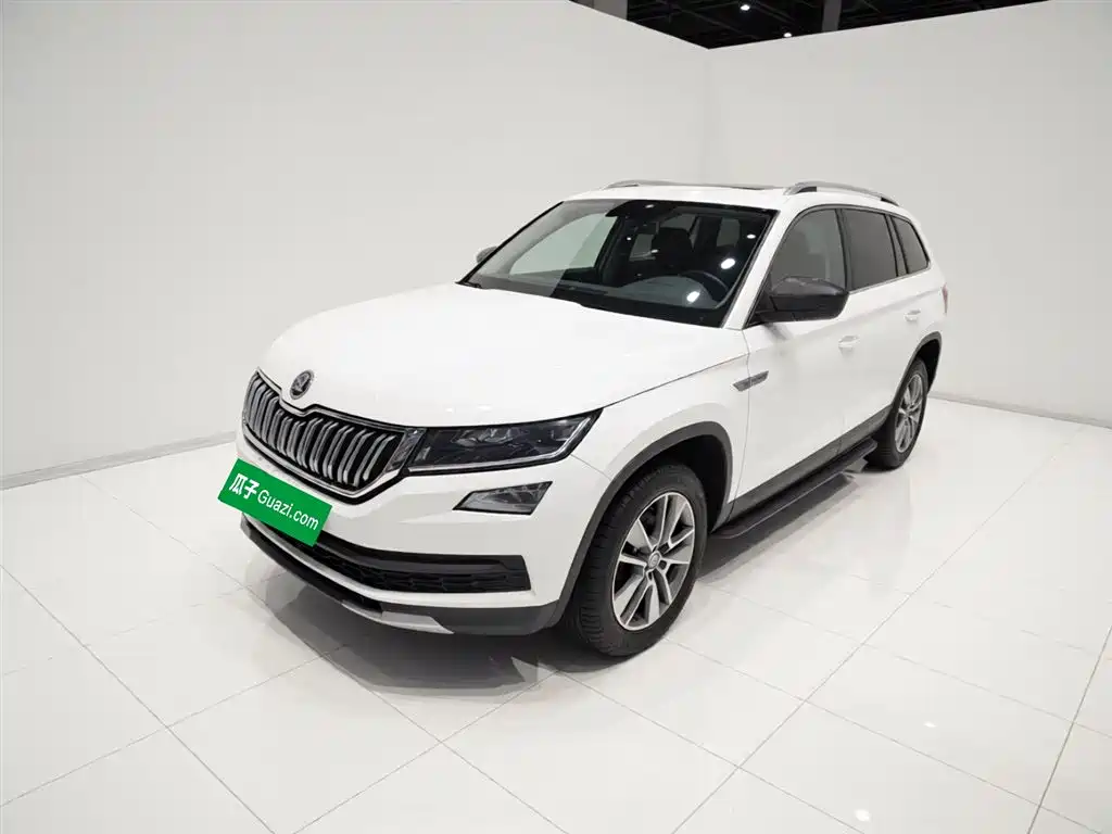 Kodiak 2018 facelift TSI330 5-seater two-wheel drive luxury premium version купить на сайте DeffCars