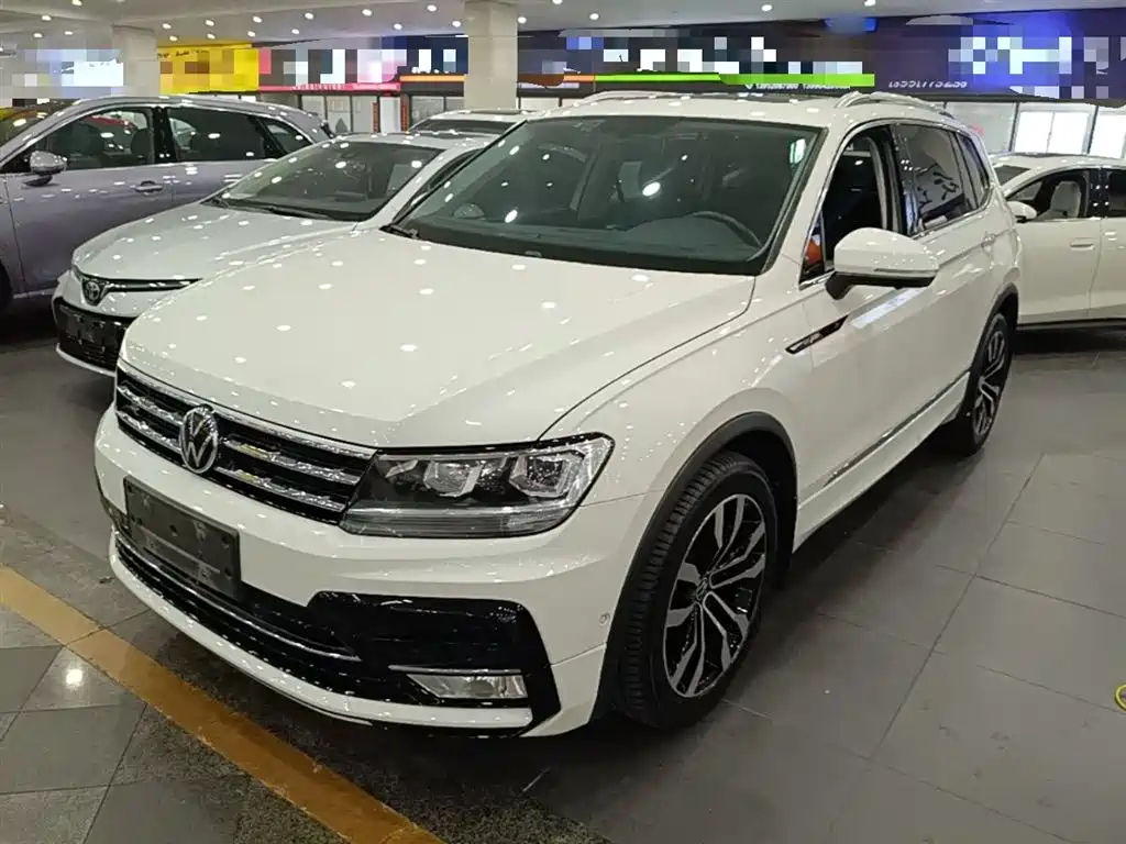 Tiguan L 2021 330TSI automatic two-wheel drive R-Line version купить на сайте DeffCars