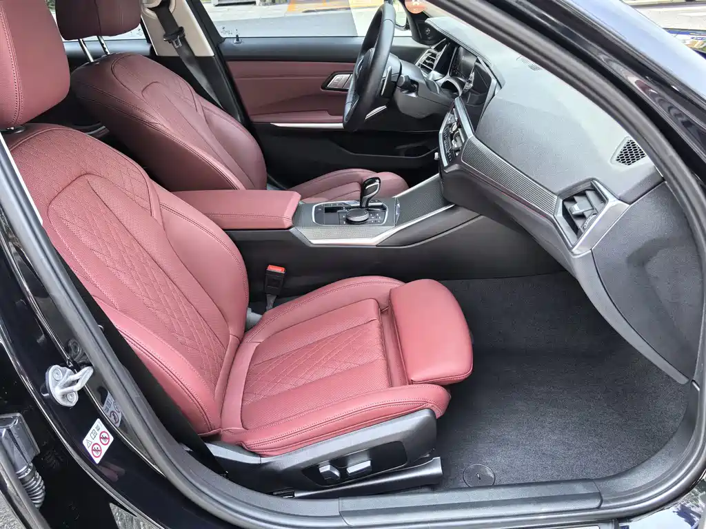 BMW 3 Series 2022 325i M Sports Night Package купить на сайте DeffCars