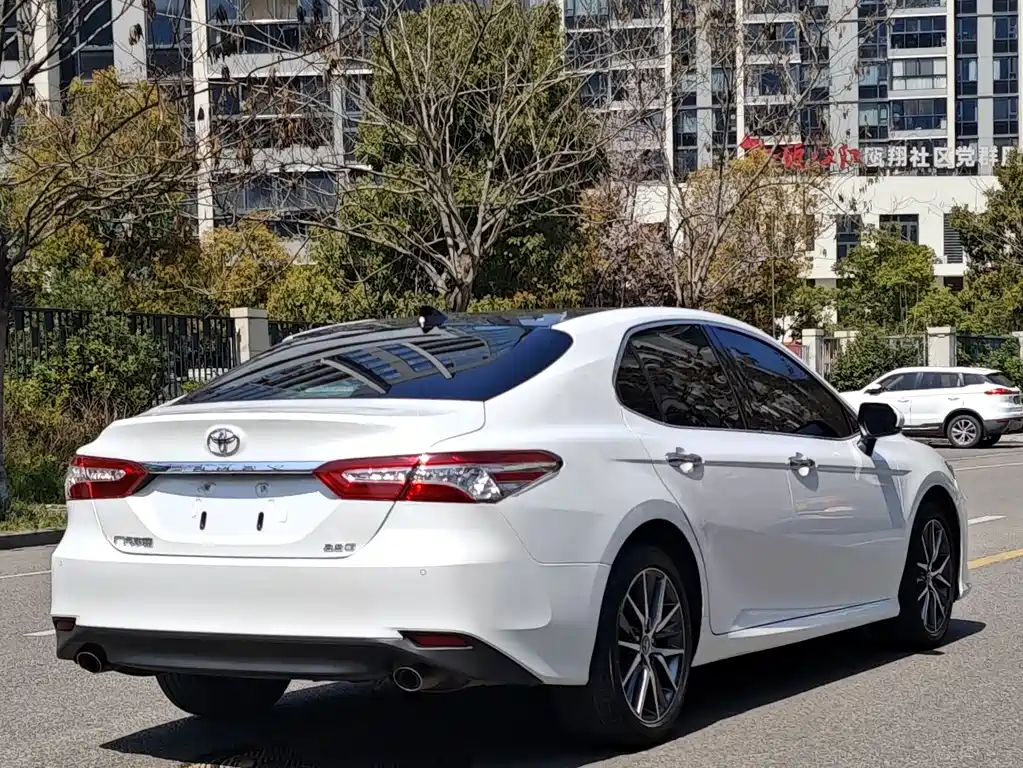 Camry 2021 2.5G Deluxe Edition купить на сайте DeffCars
