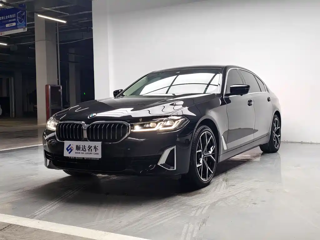 BMW 5 Series 2022 530Li Leading Luxury Package купить на сайте DeffCars