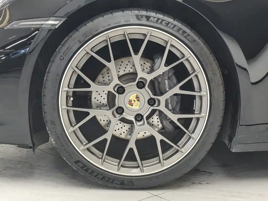 Porsche 911 2023 Carrera 4 3.0T купить на сайте DeffCars