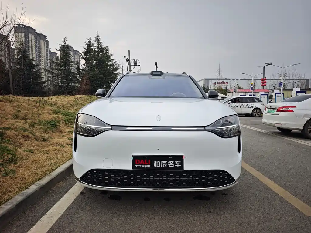 Wenjie M9 2024 extended range Ultra version 52kWh 5-seater version купить на сайте DeffCars