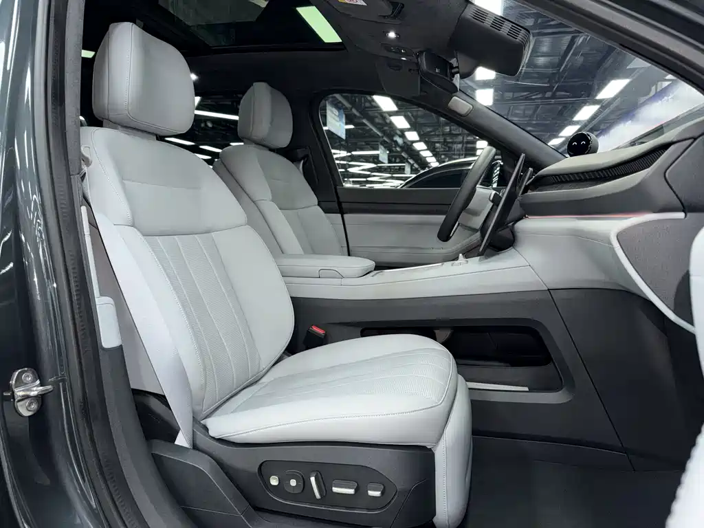 NIO ES8 2024 model 100kWh купить на сайте DeffCars