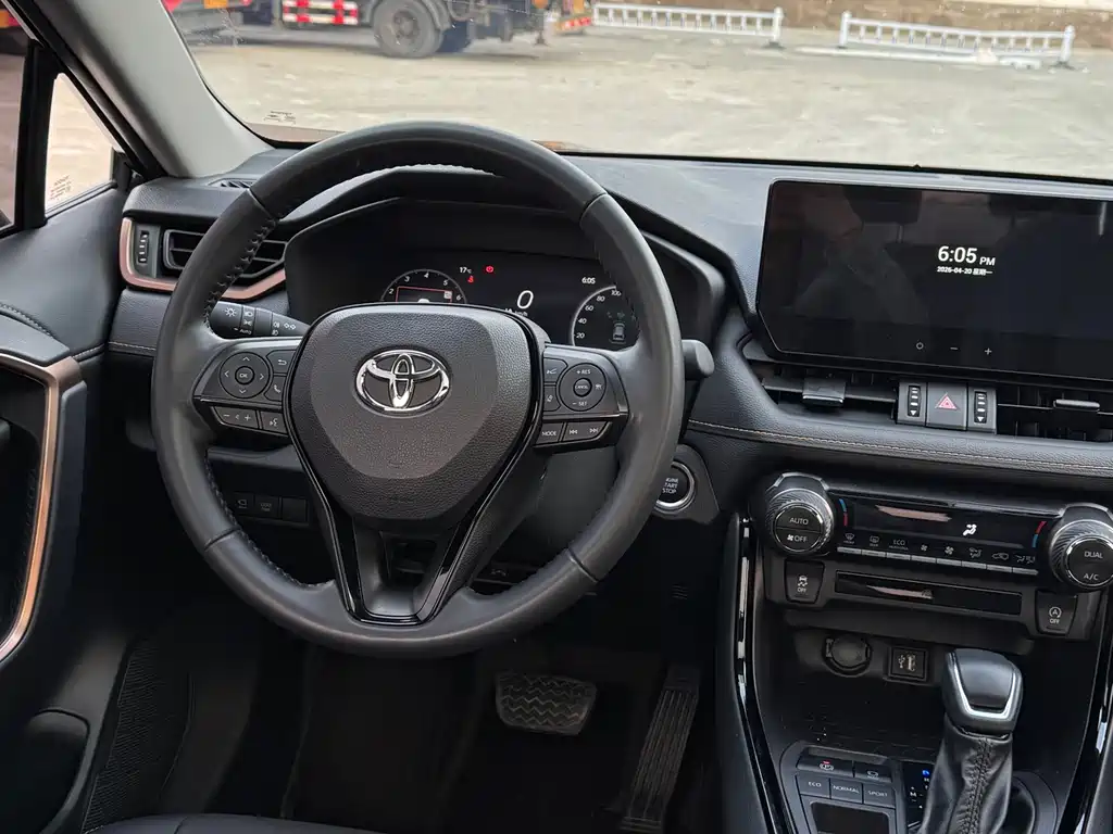Wilanda 2024 2.0L CVT two-wheel drive luxury PLUS version купить на сайте DeffCars