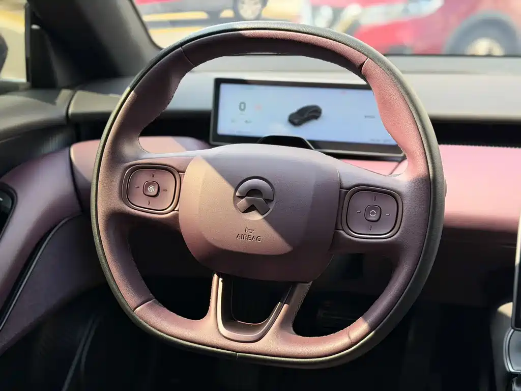 NIO ET5T 2024 model 75kWh Touring купить на сайте DeffCars