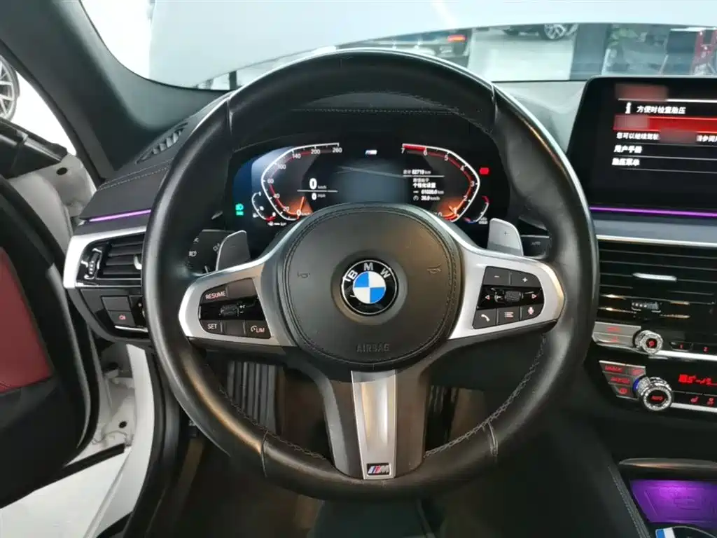 BMW 5 Series 2021 530Li Leading M Sports Package купить на сайте DeffCars