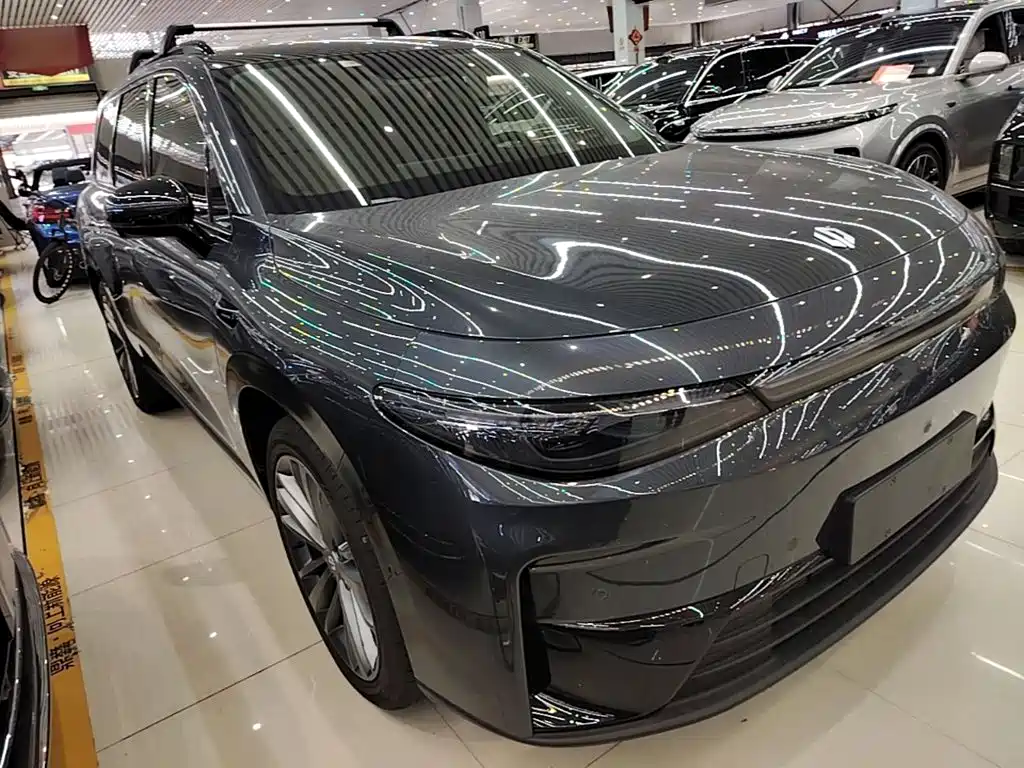 C16 2024 Extended Range 200 Premium Edition купить на сайте DeffCars