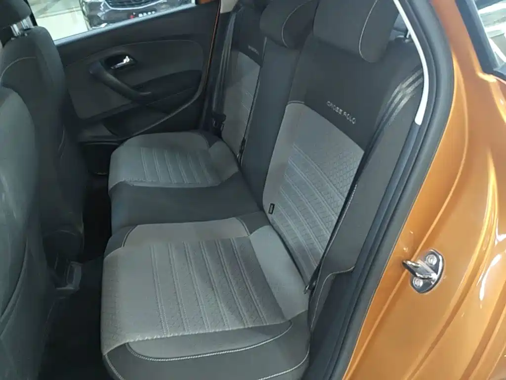 Polo 2016 1.6L Cross Polo automatic купить на сайте DeffCars