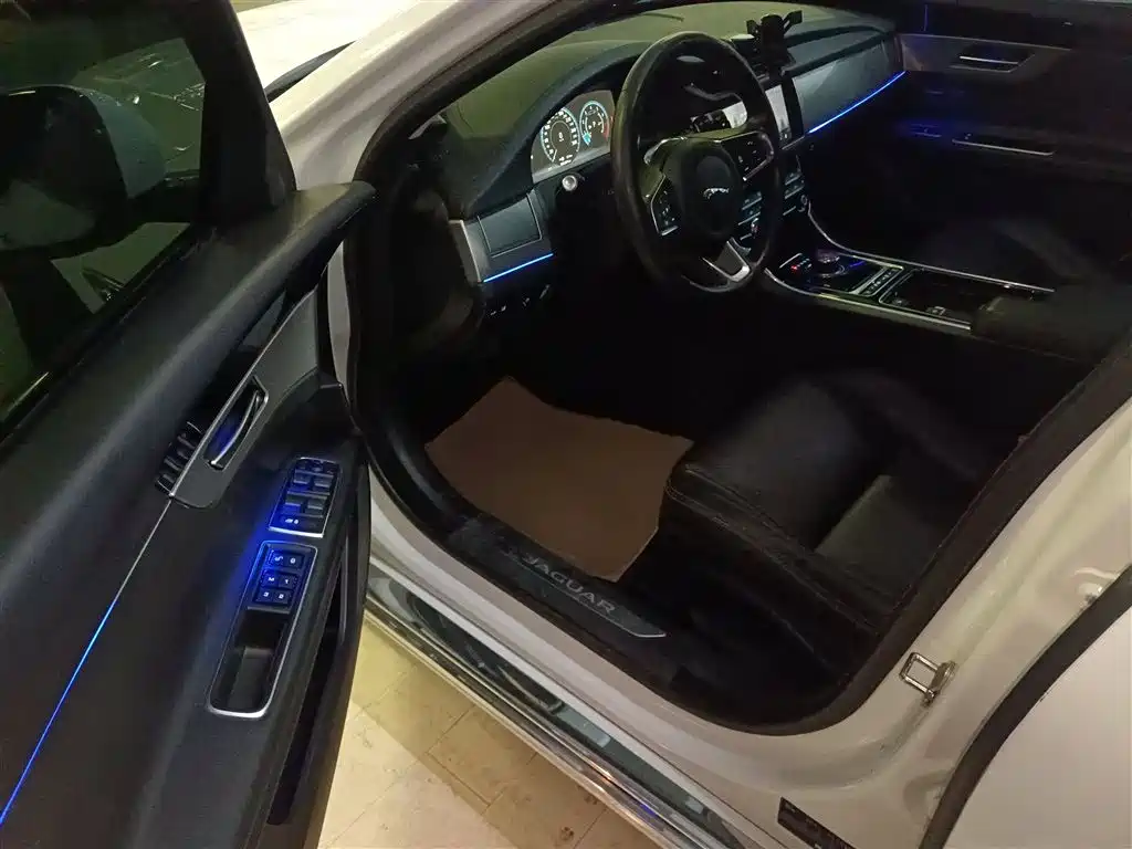 Jaguar XFL 2020 XFL 2.0T P200 2WD Elite Edition купить на сайте DeffCars
