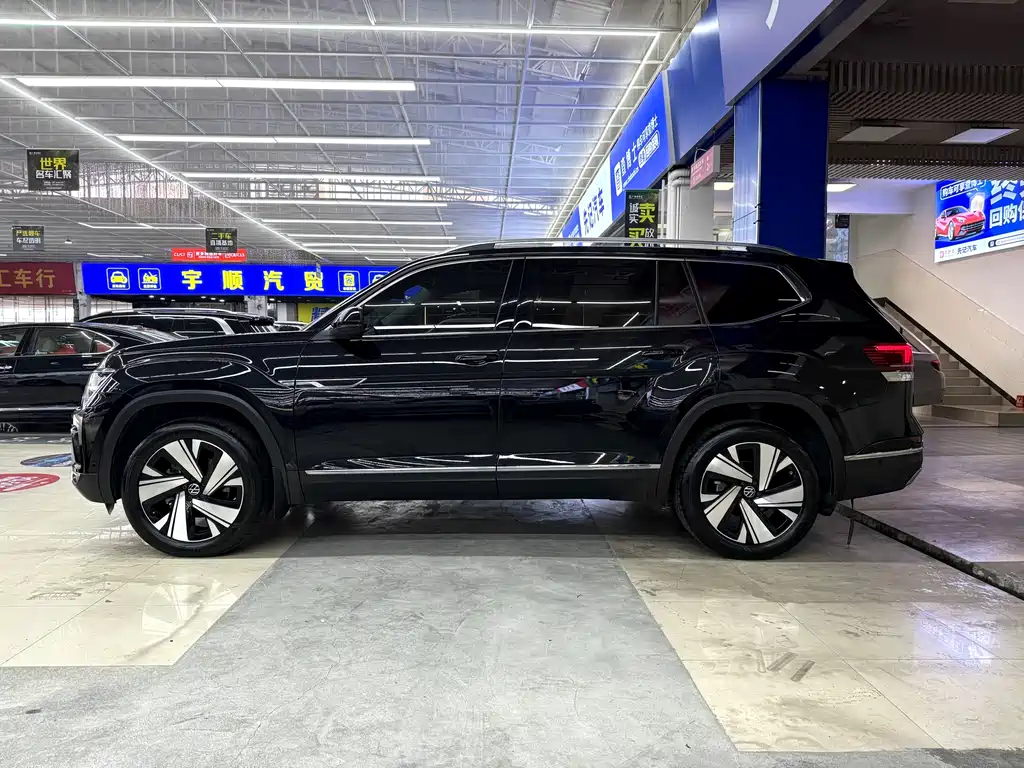 Touron 2024 380TSI four-wheel drive luxury version купить на сайте DeffCars