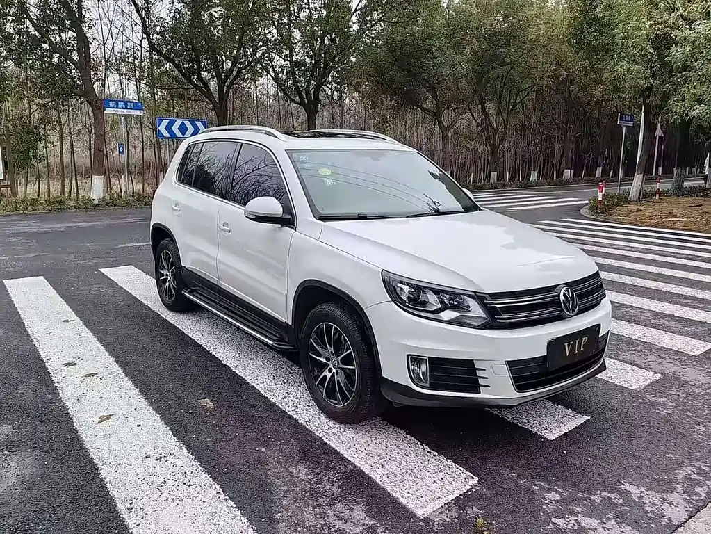 Tiguan 2015 1.8TSI automatic two-wheel drive luxury model купить на сайте DeffCars