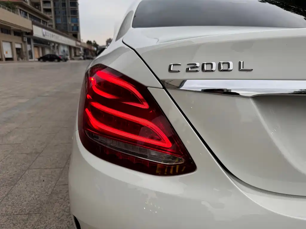 Mercedes-Benz C-Class 2016 C 200 L Sports купить на сайте DeffCars