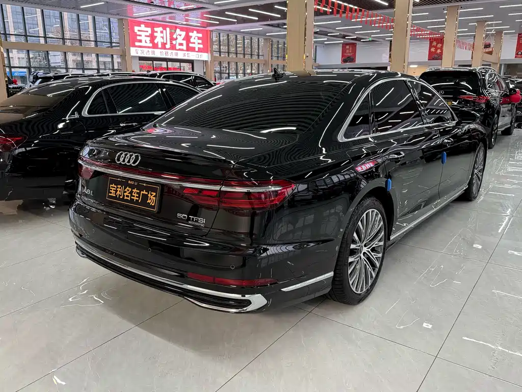 Audi A8 2025 A8L 50 TFSI quattro Premium Selection купить на сайте DeffCars