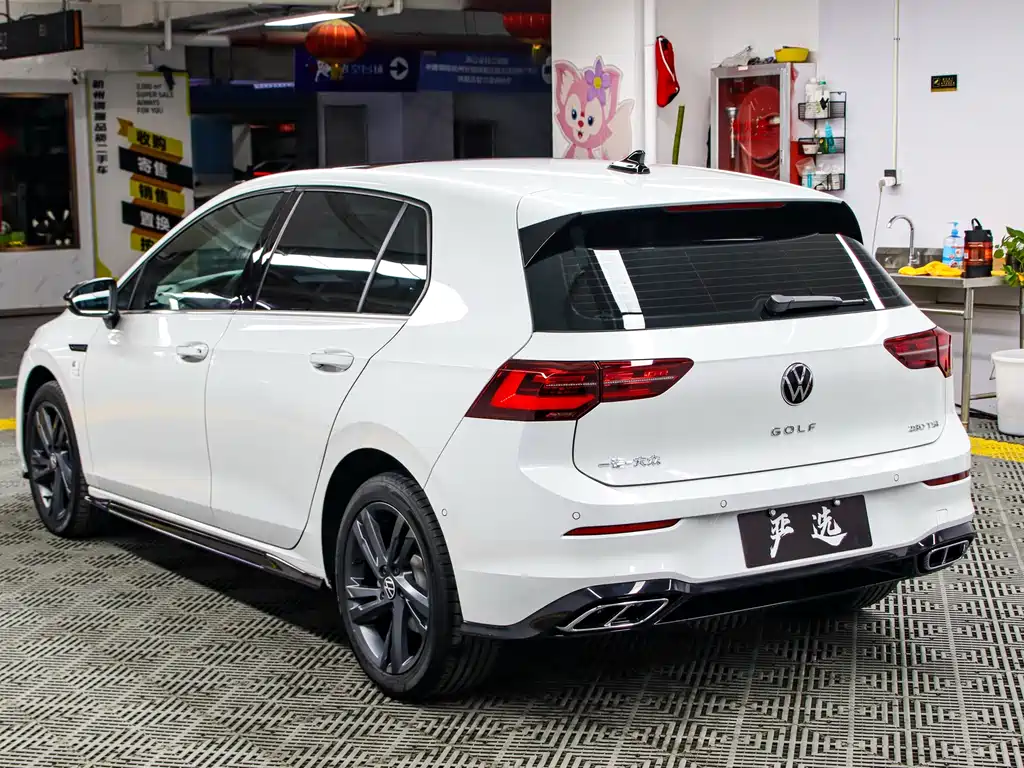 Golf 2023 280TSI DSG R-Line Lite купить на сайте DeffCars