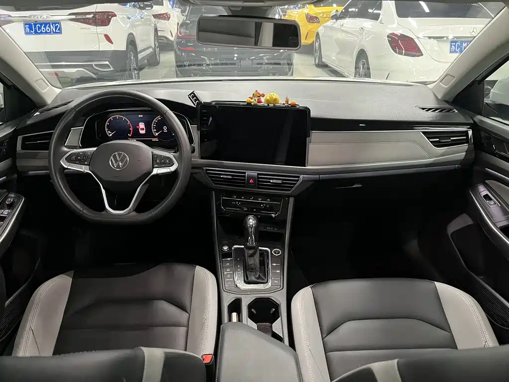 Bora 2023 280TSI DSG Premium Edition купить на сайте DeffCars