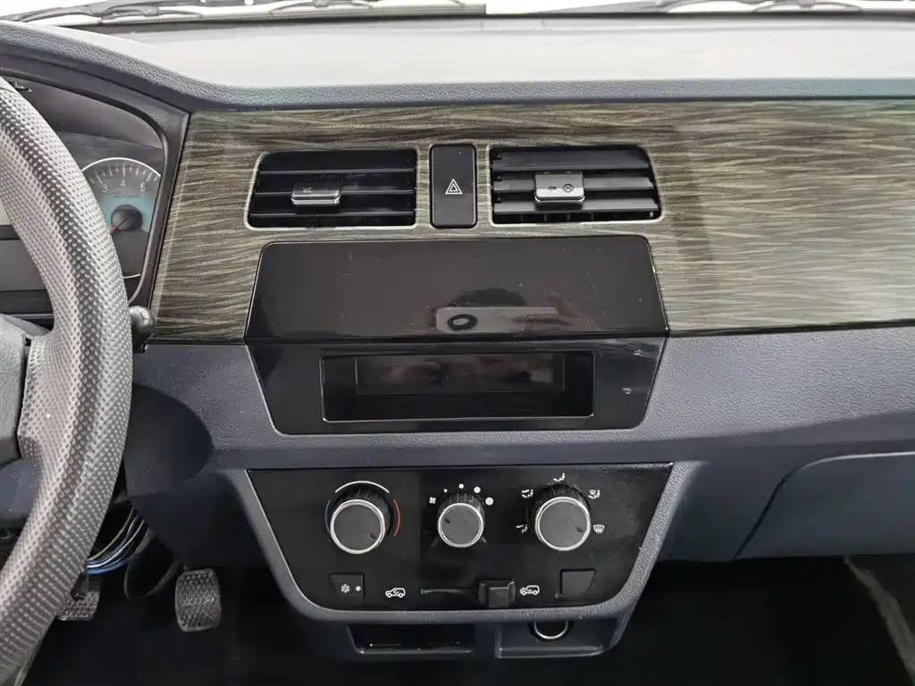 Hiace X30 2021 1.5L Fortune Bus National VI SWC15M купить на сайте DeffCars