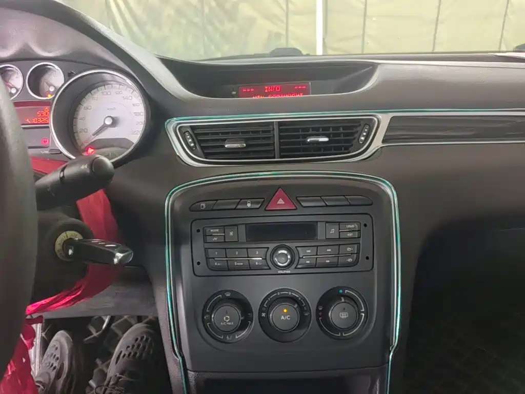Peugeot 308 2014 Enjoy Edition Classic 1.6L Manual Premium Type купить на сайте DeffCars