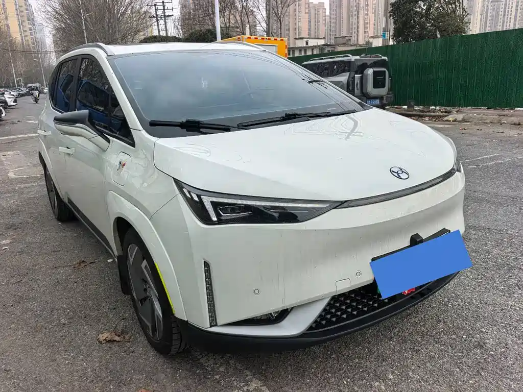 Hechuang Z03 2022 model 510km cool version 160kW 61.13kWh купить на сайте DeffCars