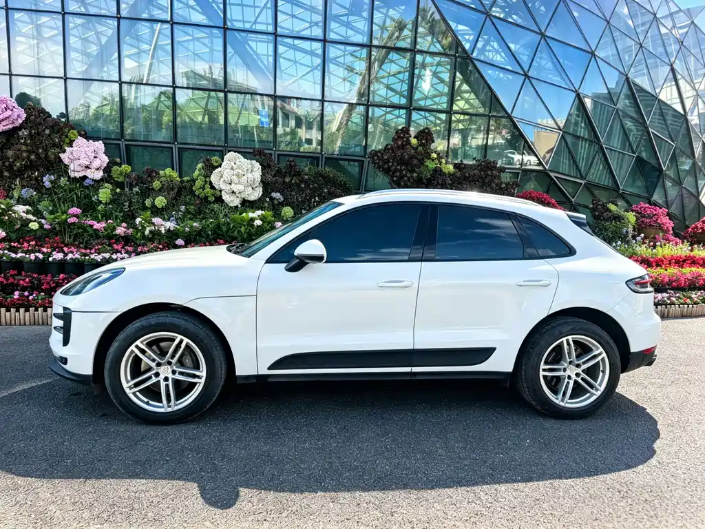 Macan 2018 Macan 2.0T купить на сайте DeffCars