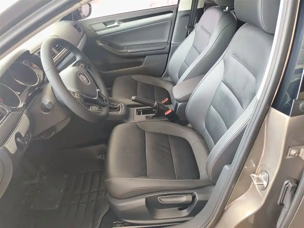 Sagitar 2017 230TSI automatic comfort model купить на сайте DeffCars