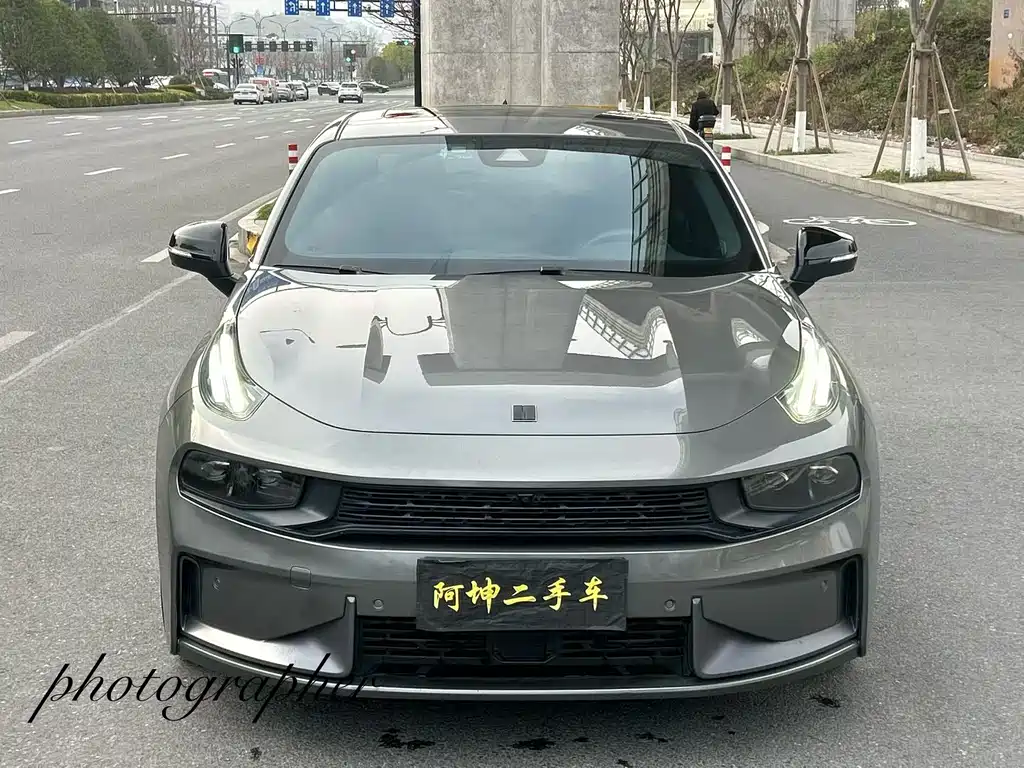Lynk & Co 03 2022 2.0TD DCT Pro купить на сайте DeffCars