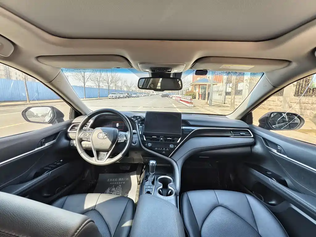 Camry 2021 2.5G Deluxe Edition купить на сайте DeffCars