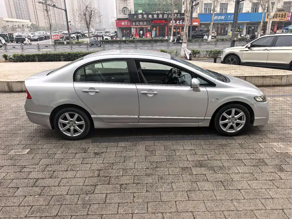 Civic 2009 1.8L automatic comfort version купить на сайте DeffCars