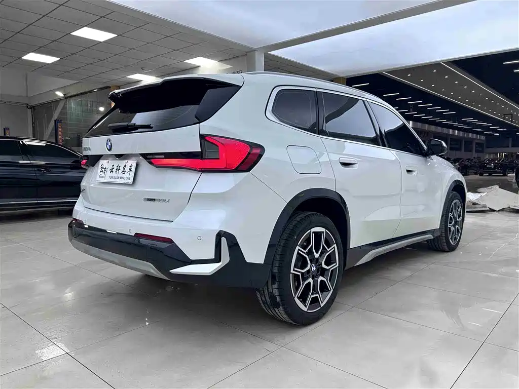 BMW X1 2023 sDrive25Li X Design Package купить на сайте DeffCars