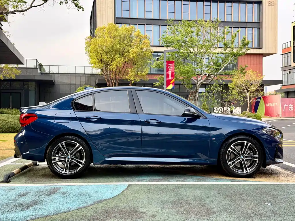 BMW 1 Series 2021 125i M Sports Night Edition купить на сайте DeffCars